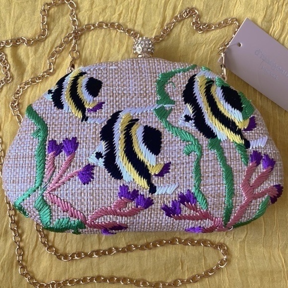 Brand New D\'Margeaux Embroidered Tropical Fish Shell Straw Crossbody Chain Purse